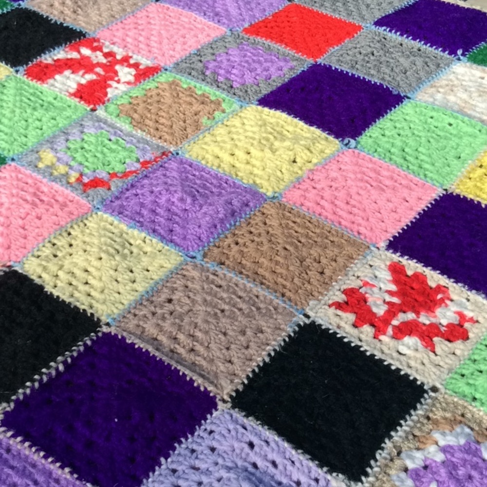 Crochet Granny Grandma Nana Quilt Blanket VINTAGE 1990